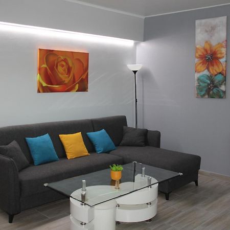 Apartment Patra Greece ภายนอก รูปภาพ